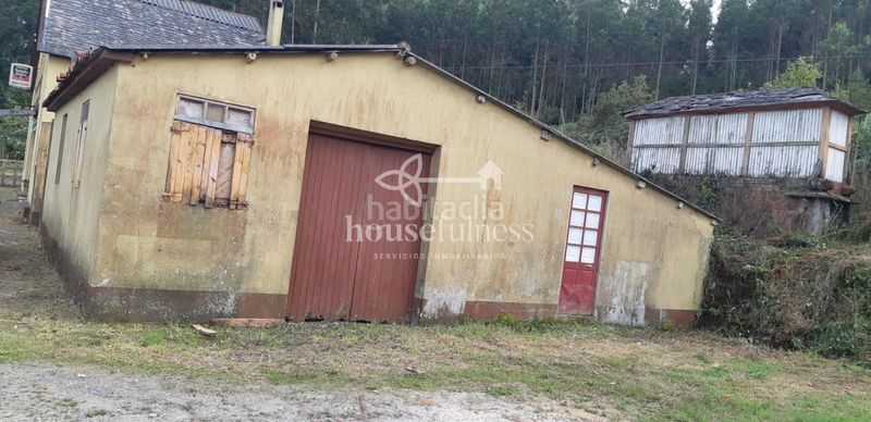 Foto a621081e-a411-4720-b096-206889ffe0b7. Country house with heating parking in Ortigueira