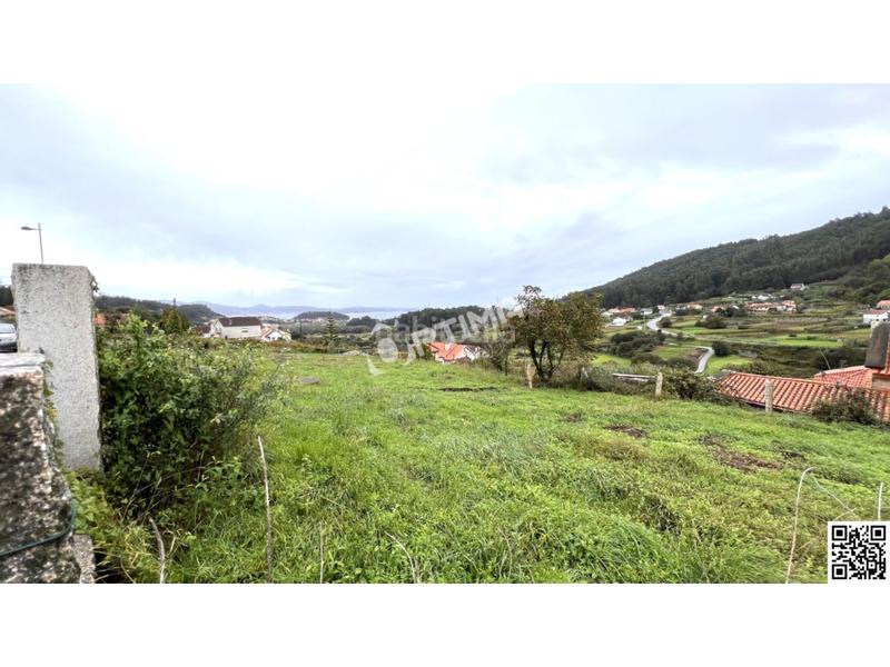 Foto 9d5831a6-f631-4446-8376-e246ad760e4d. Terreny residencial a lugar barreiro-dorron 3 a Dorrón Sanxenxo