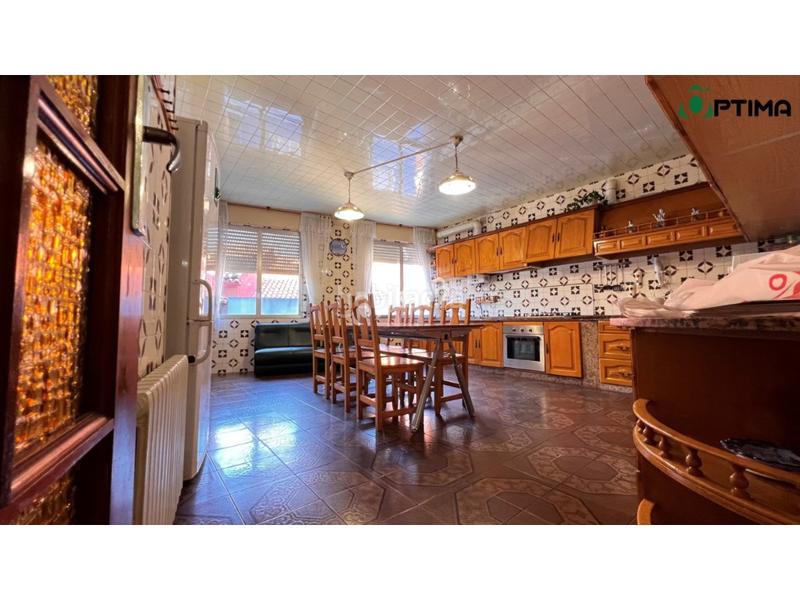 Foto e559524f-c668-416f-a6c0-5b54f3b385a6. Appartamento con parcheggio in Boiro