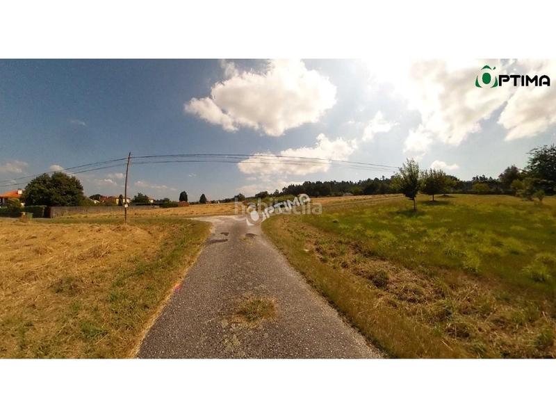 Foto a4636cc1-2114-4ef1-af87-403971517537. Residential plot in Teo