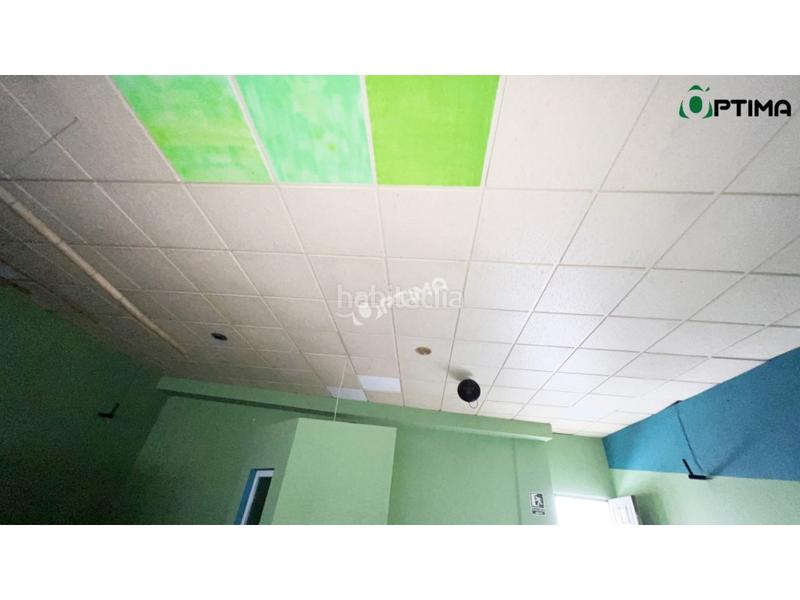 Foto 9b8a0233-feaf-42b9-9a2b-5ff67959f7e3. Geschäftsraum in Outes