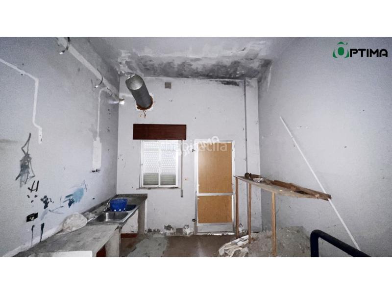 Foto b217973d-43f1-4875-bb40-36a01ac2717e. Geschäftsraum in Outes