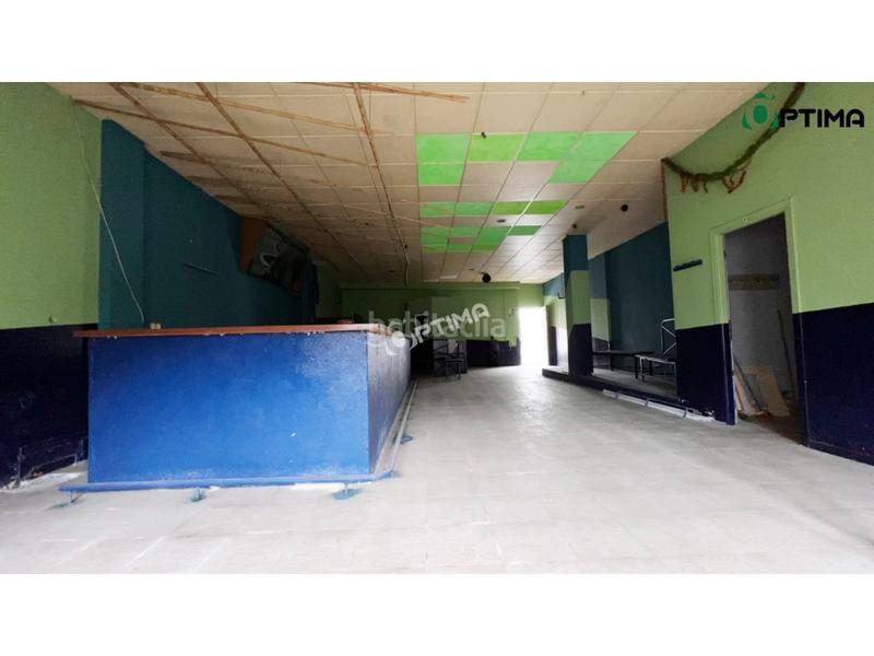 Foto f25b0e45-6274-497c-ba63-61e58f9b4a3f. Geschäftsraum in Outes