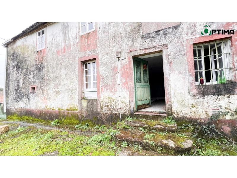 Foto 2ed24d6e-9b78-408a-8340-5ec0443a6199. Casa amb aparcament a Teo