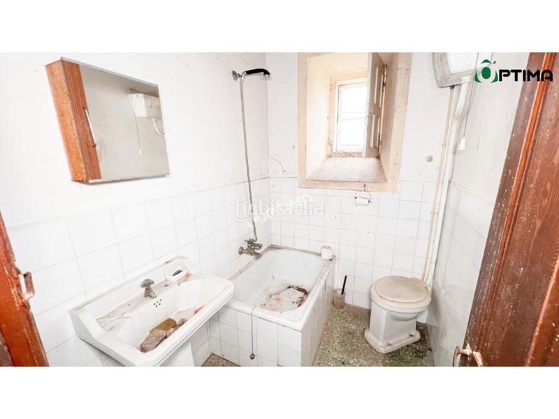 Foto 89ab48a3-827d-4853-a3e6-c98f87abe993. Casa amb aparcament a Teo