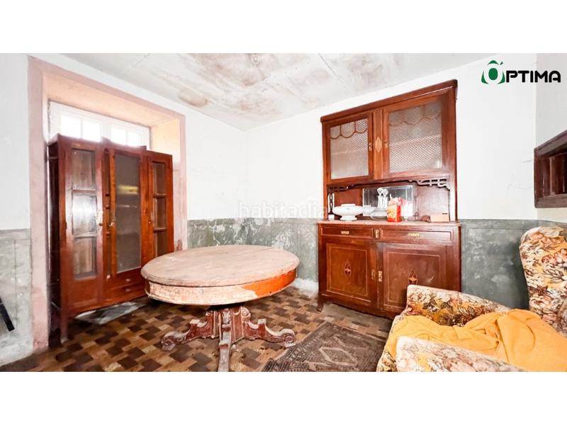 Foto ac62df98-a59c-4531-b355-e68d53e6a778. Casa amb aparcament a Teo