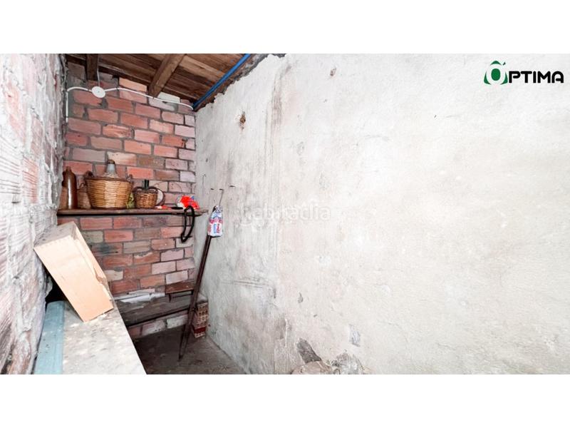 Foto be14802e-7d5b-4faa-ae57-e564503be12b. Casa amb aparcament a Teo