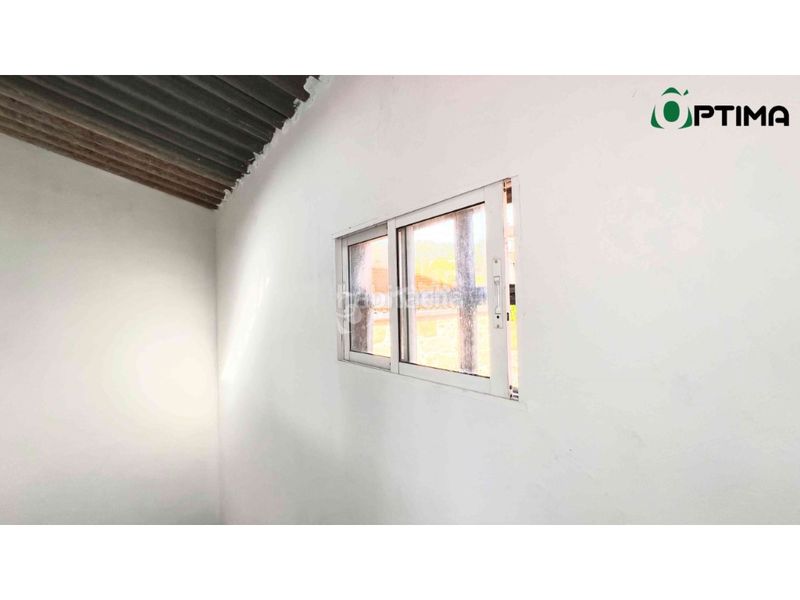 Foto 25416b8e-b0dd-4bc9-8c24-f92c342070da. Casa in área de Ames Ames