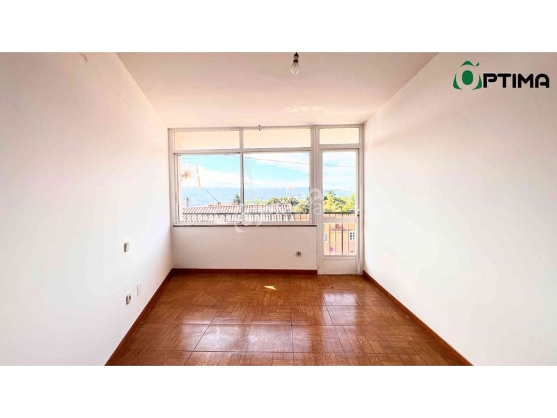 Foto c8e1e20f-7bf0-4db4-9385-35f2237ae7fe. Casa in área de Ames Ames