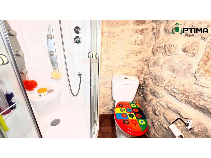 Foto 27da393c-e6b1-4dc9-a594-5da0822765e0. Casa amb aparcament a Silleda