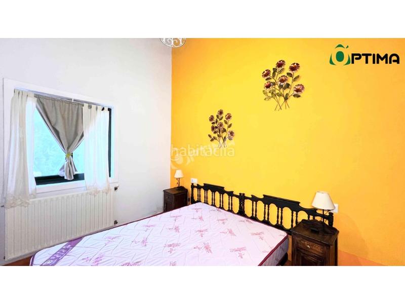 Foto 4e805758-3ed0-4c5a-996c-42ca1995ca16. Casa amb aparcament a Silleda