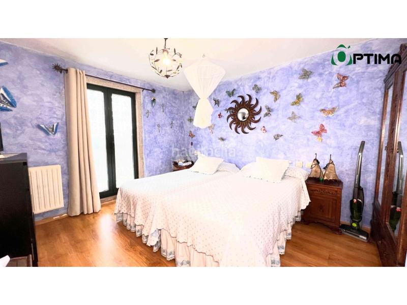 Foto c2c57572-efaf-4698-9709-54f1708eaf7d. Casa amb aparcament a Silleda