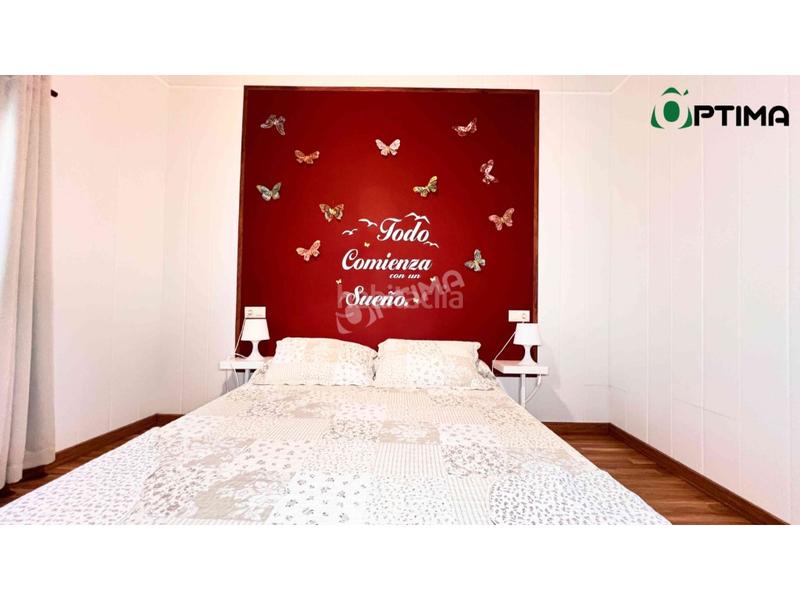 Foto d14ec535-29ce-4585-a2a8-ee8e2ef43980. Casa amb aparcament a Silleda