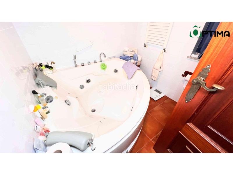 Foto d2c92f96-c002-42a8-8399-b3a88293e9dc. Casa amb aparcament a Silleda