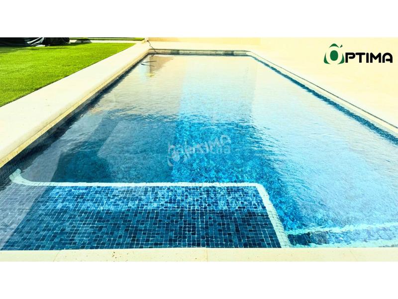 Foto 9f9ece8a-edc1-45fd-99f8-683e2d0a8f50. Xalet amb aparcament a Restón I-Restón II Valdemoro