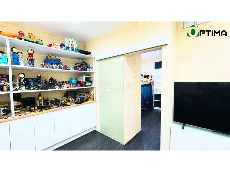 Foto af2b13fa-1ae1-43e3-ac35-d7eea4967c5a. Xalet amb aparcament a Restón I-Restón II Valdemoro