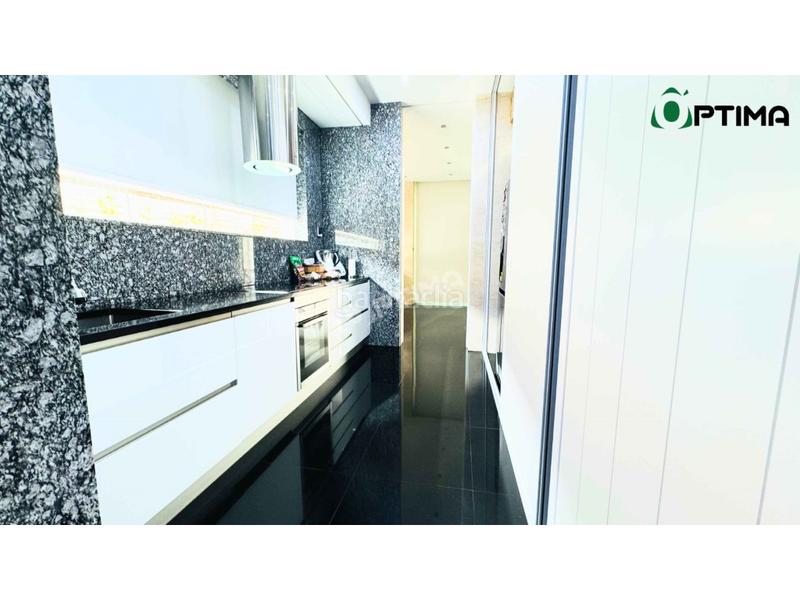 Foto b522af4c-e50b-48ed-87e3-dacd4df6d02d. Xalet amb aparcament a Restón I-Restón II Valdemoro