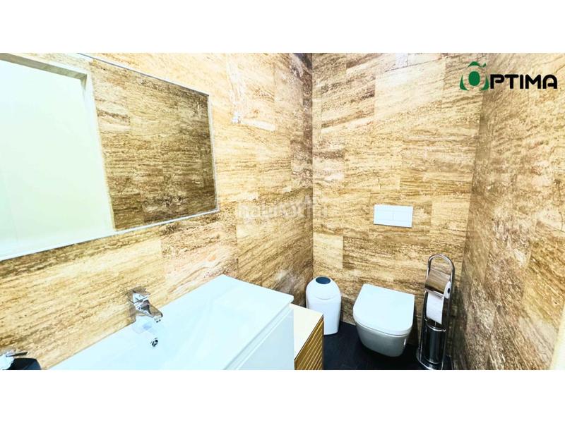 Foto c63b15dd-0859-4fc5-9875-0e76730ead52. Xalet amb aparcament a Restón I-Restón II Valdemoro