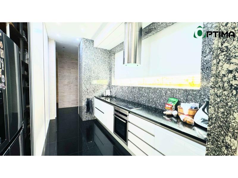 Foto f9238fe4-561b-461d-b9a1-a957b7e99ebf. Xalet amb aparcament a Restón I-Restón II Valdemoro