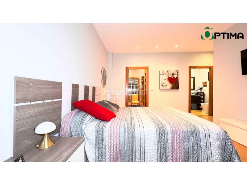 Foto 789655b8-0fe4-4674-adf6-4189a0c0c7e2. Chalet mit parking in Vedra