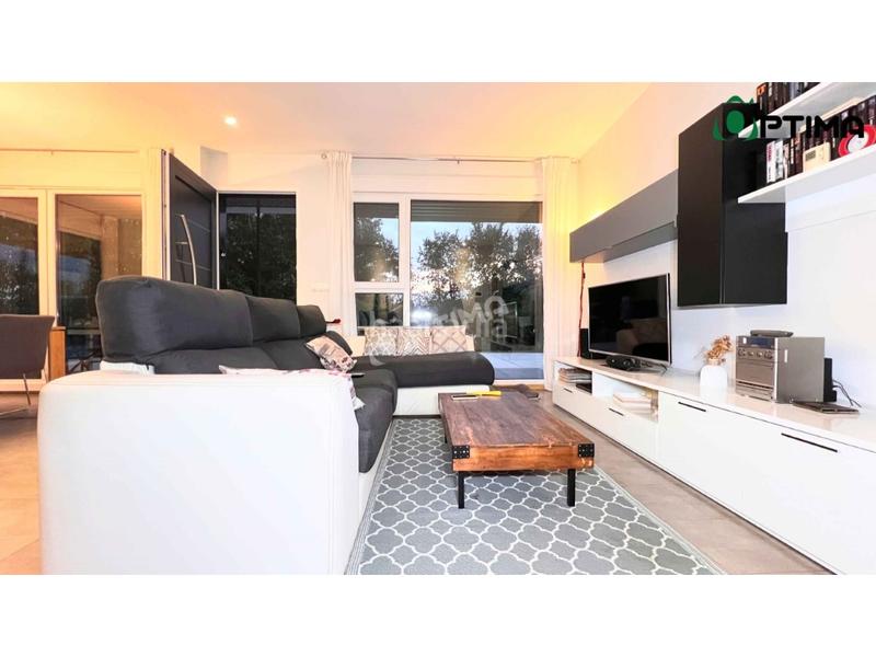 Foto c94de103-d6f2-49b6-8bb6-85cfd2f2b734. Chalet mit parking in Vedra