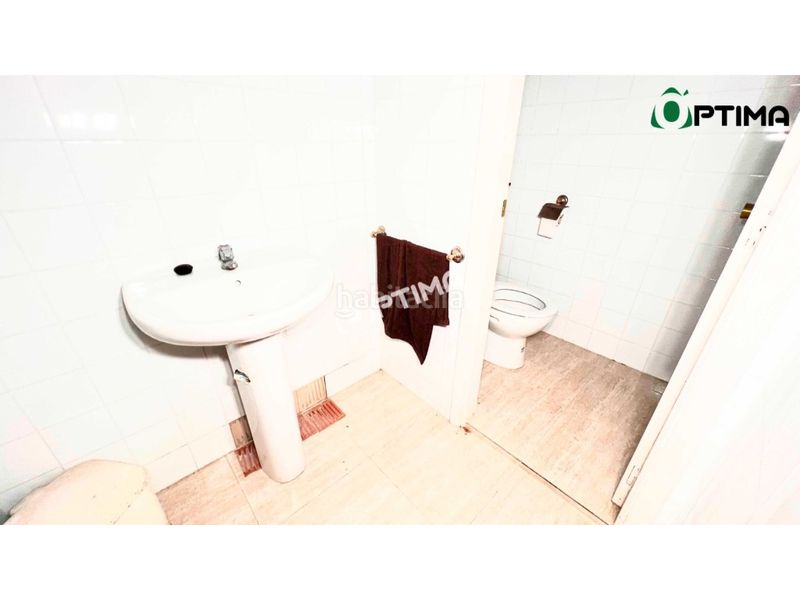 Foto 17fc6c6a-ec8f-4f54-bbba-31e0543aeab2. Alquiler local comercial local de oficinas en primer piso para alquiler en casco urbano de el ayuntamiento de la estrada en Estrada (A)
