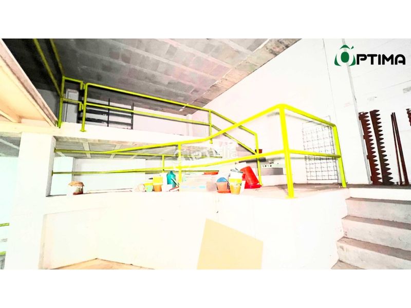 Foto f78bb5e2-f299-4cd0-ac59-f440f900498a. Alquiler local comercial local de oficinas en primer piso para alquiler en casco urbano de el ayuntamiento de la estrada en Estrada (A)