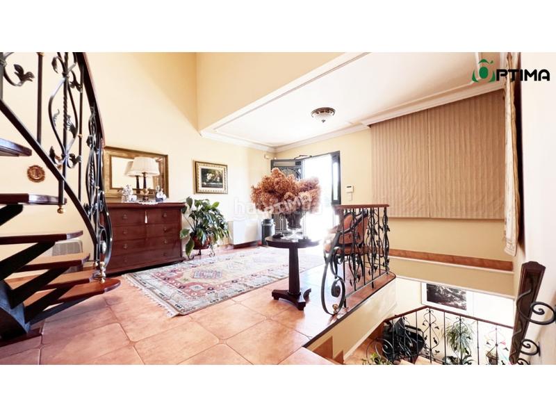 Foto a92b7158-6f51-4a5f-a941-cc023f6fd5be. Chalet casa a 15 minutos de santiago de compostela en Boqueixón