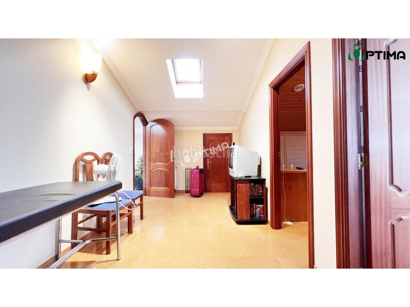 Foto b12387ca-784c-4736-8ba4-6687aefb483b. Chalet casa a 15 minutos de santiago de compostela en Boqueixón