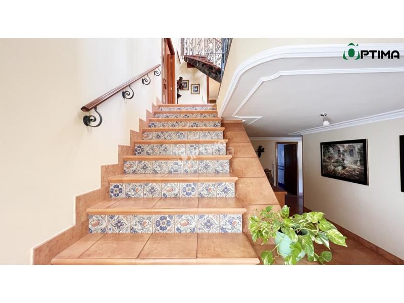 Foto bed8f041-c9e0-4a33-909e-cd597df9196f. Chalet casa a 15 minutos de santiago de compostela en Boqueixón