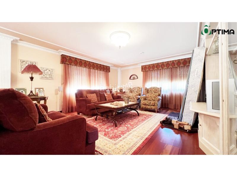 Foto dced8d51-16d3-4fa0-86ad-c56f80621d72. Chalet casa a 15 minutos de santiago de compostela en Boqueixón