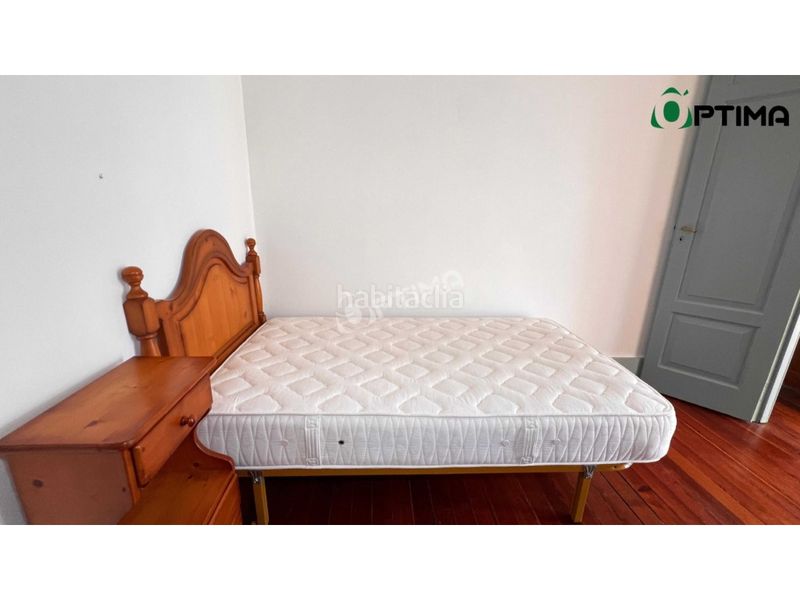 Foto 76f196ae-8db1-4217-a7af-a6ef5abf8683. Casa a Casco Histórico Santiago de Compostela