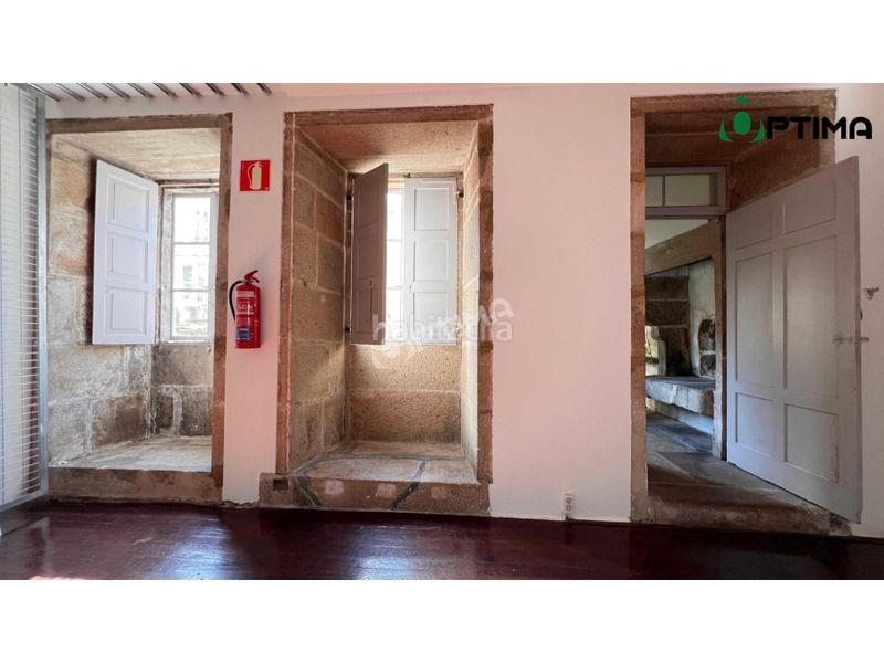 Foto 9d8fb762-e019-4182-996b-4d715aa7fa4f. Casa a Casco Histórico Santiago de Compostela