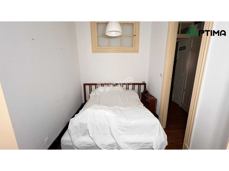 Foto e9a871a6-9af4-4f04-bed4-5d317e592d1d. Casa a Casco Histórico Santiago de Compostela
