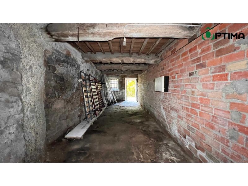 Foto ea65de66-51e3-4d55-9015-99c3103e9c68. Casa a Casco Histórico Santiago de Compostela