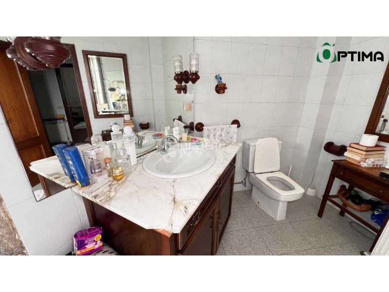 Foto 42d4439b-6b13-4840-8f5b-47518ee46b5c. Casa amb aparcament a Estrada (A)