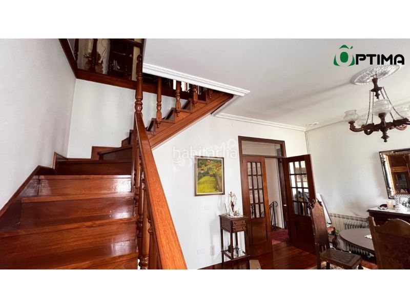 Foto b12f77d6-06cd-4544-8c3e-883383faa5ce. Casa amb aparcament a Estrada (A)