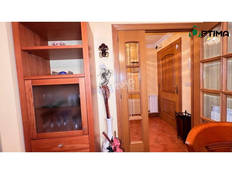 Foto 093a1616-41c5-413c-904b-fa95a872d151. Piso  en venta en el centro en Sanxenxo pueblo Sanxenxo