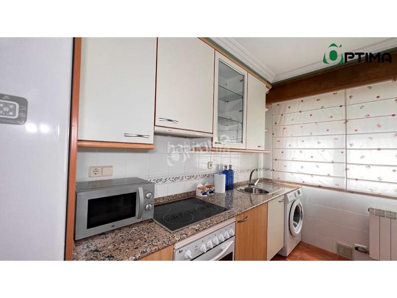 Foto 5012e5b9-5bca-4c94-946c-874f21a084b0. Piso  en venta en el centro en Sanxenxo pueblo Sanxenxo