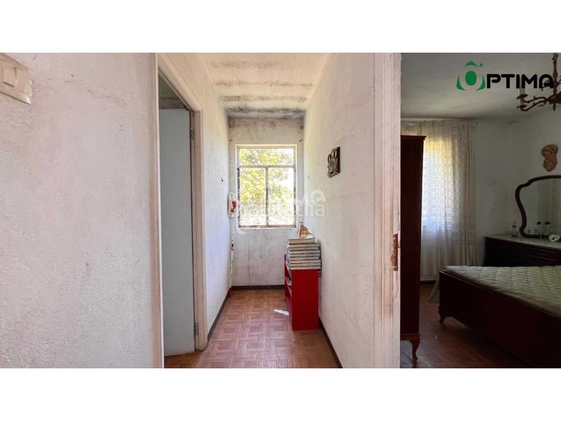 Foto 52c87d7d-b630-42fb-b8da-6f17a738a051. Casa amb aparcament a Vedra