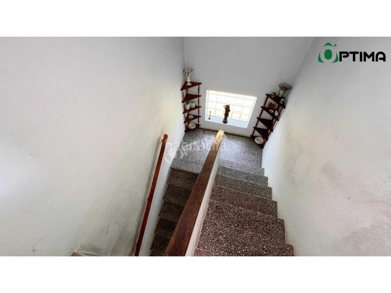 Foto aea89a93-ab1b-4ce7-8485-244e837e9cf6. Casa amb aparcament a Vedra