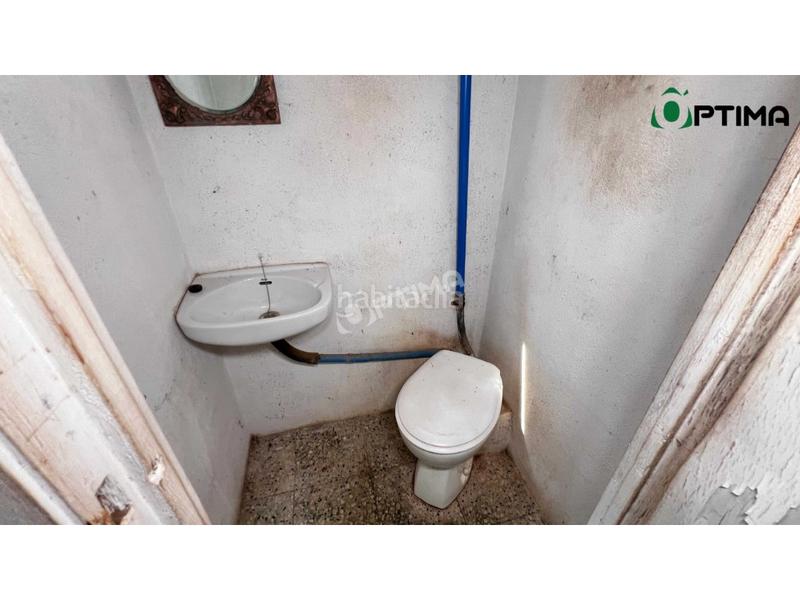 Foto f2ab00e2-1e5c-4a35-aaa0-626196ffeaee. Casa amb aparcament a Vedra