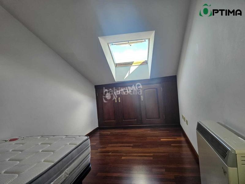 Foto 491defe3-23f9-497e-a67e-355ec4637c3b. Alquiler piso alquiler dúplex amplio y luminoso en Conxo en Santiago de Compostela