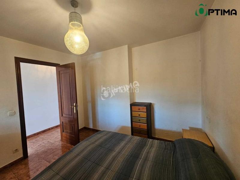 Foto 540ff34f-745c-404b-9ff1-5e9095d63d09. Rent flat in Ensanche - Sar Santiago de Compostela