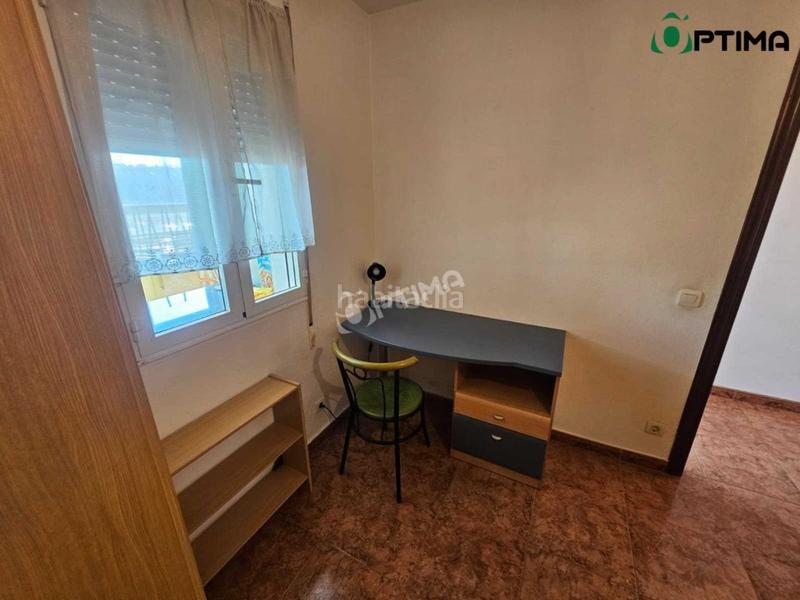 Foto f55e2f3e-0380-41c6-8bc5-c08c1f69dfaf. Rent flat in Ensanche - Sar Santiago de Compostela