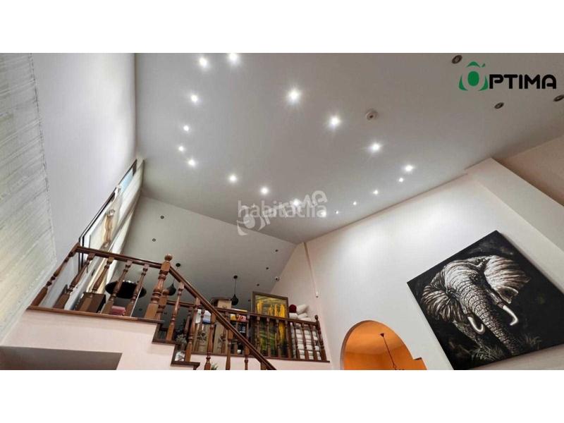 Foto 5edf4f1d-2b31-4b8c-9f9e-6817ddd495a5. Chalet mit parking in Boqueixón