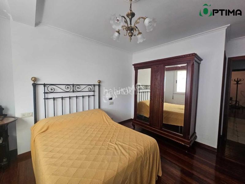 Foto 59aeb6cb-57d7-4ffe-89ad-063cb1a9095e. Appartement avec parking dans Noia