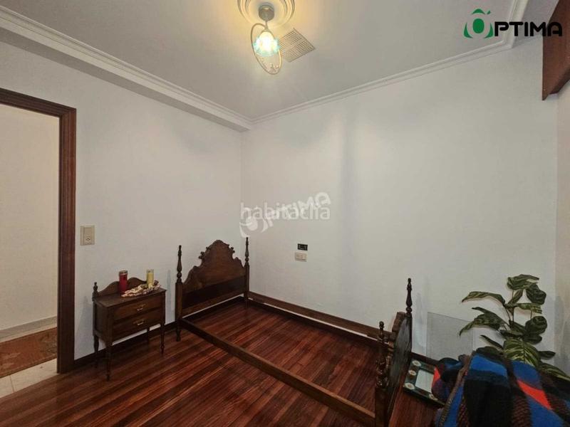 Foto 5cfe65af-eddb-4d66-850d-4a5068fe4e95. Appartement avec parking dans Noia