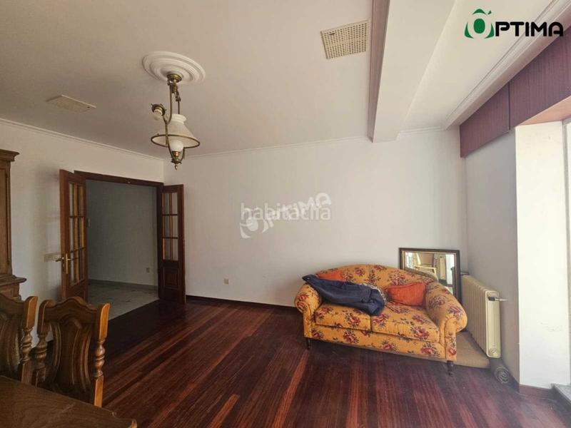 Foto fc944f0c-c76c-470f-93cc-b31974bd65c1. Appartement avec parking dans Noia