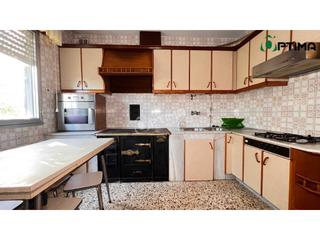 Chalet en Teo. Gran casa con parcela y dos viviendas independientes en lugar ca